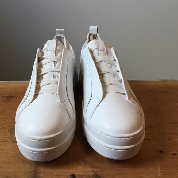 J Slides Nyle Platform Slip On White Sneaker - Picture 2 of 7